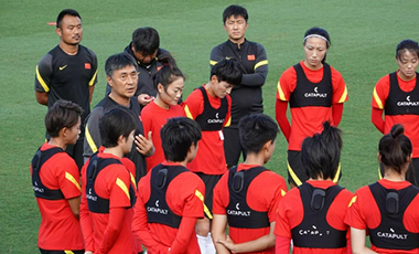 贾秀全训话女足 中国女足奥运会小组赛糟糕防守惹怒了主帅？