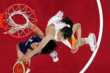 中国女篮70-77塞尔维亚 无缘奥运会四强