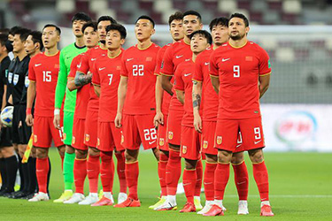 世预赛亚洲区B组中国队0-1日本队 国足12强赛遭遇连败 