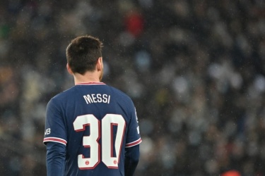 前法国国脚：梅西在竞技上没为巴黎带来什么 他本场比赛更像是个负担