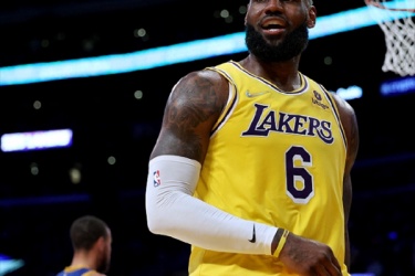 NBA历史上可能真的只有詹姆斯有希望拿4万分