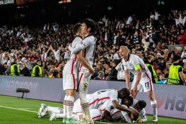 巴萨2-3法兰克福 欧联杯出局15场不败终结