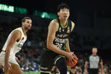 周琦有望重返NBA 多支球队对其有意