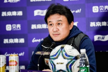 山东泰山主教练郝伟：球队还没能达到预期，只能说在慢慢变好