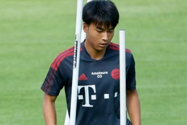 福井太智很快就正式加盟拜仁，球员目前已经在拜仁二队进行训练