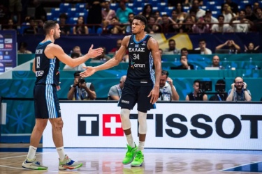 男篮欧洲锦标赛：希腊男篮以90-69战胜了爱沙尼亚