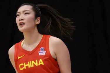 中国女篮球员李梦谈对阵美国队：就是好好享受比赛就可以了