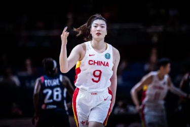 女篮世界杯四强比赛赛程安排，中国女篮将在半决赛中对阵澳大利亚